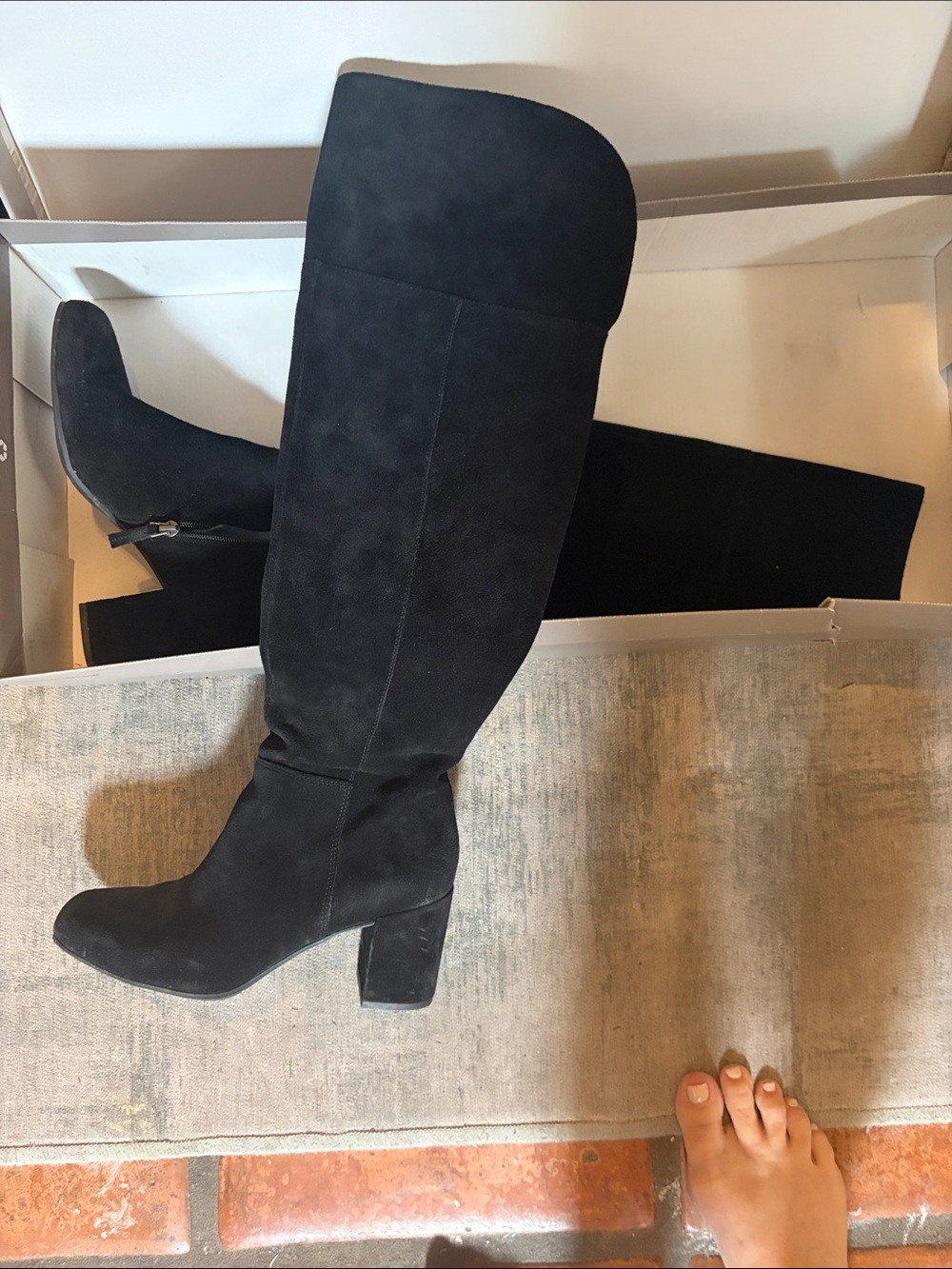 Black suede Knee-High Block Heel Boots - 8.5 Women